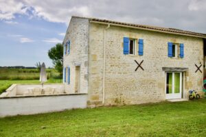 Grange with terrace